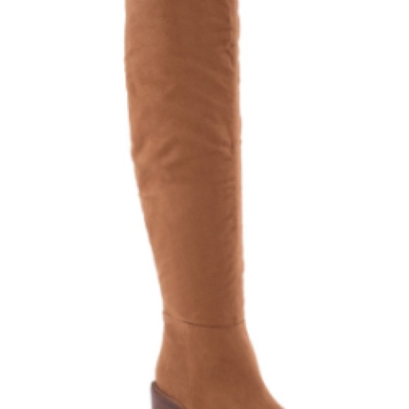 Dolce Vita Nello Bootie in Ivory-perfect spring color! - Picture 2 of 3